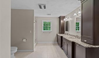 6 Jasons Grant Dr, Cumberland, RI 02864