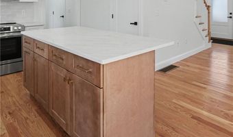 18 Tacoma St, Cranston, RI 02920