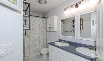 394 Westmoreland Ln, North Kingstown, RI 02852