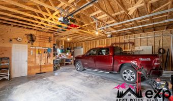 261 Hemlock St, Buffalo, WY 82834