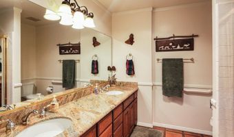3322 Canonita Dr, Fallbrook, CA 92028