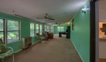 914 Thelma St, Benton, AR 72015