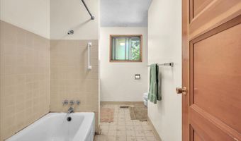 18855 SE RIVER Rd, Milwaukie, OR 97267