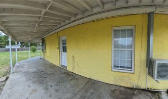 219 7th St S A, Aransas Pass, TX 78336