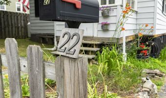 22 Cobb Rd, Bath, ME 04530