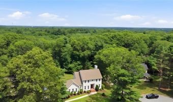 3 Connor Ln, Barrington, RI 02806
