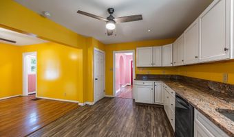 6815 Gracely Dr, Cincinnati, OH 45233