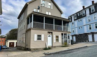 62 SPRING St, Lincoln, RI 02838
