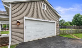 4798 VIRGINIA St, Alexandria, VA 22312