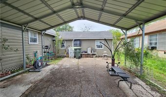 738 W 1st St, Alice, TX 78332