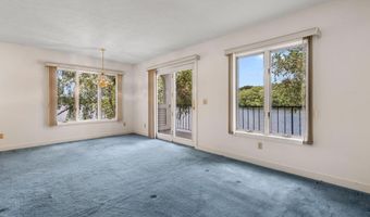 51 River Front Dr 3, Manchester, NH 03102
