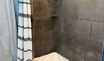 1806 Sycamore Ave, Atlantic, IA 50022