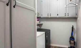 411 N CHURCH St, Bloomfield, NM 87413