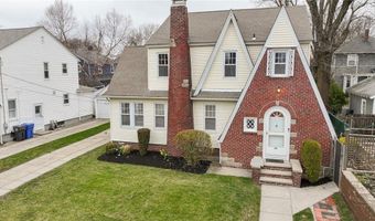 28 Rosewood Ave, Cranston, RI 02905