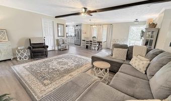 55 Kelley Rd, Batesville, AR 72501