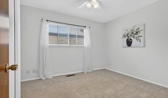 909 Lynnwood Ct, Bartlesville, OK 74006