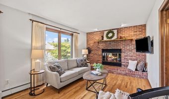 421 SIOUX Dr, Cheyenne, WY 82009