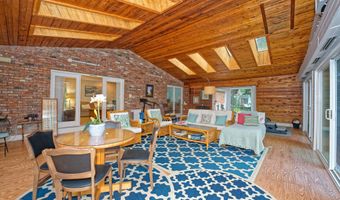 10 Birch Hill Rd, Albany, NY 12211