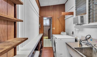 347 NOHEA St, Hilo, HI 96720