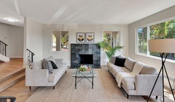 2127 Rancho Verde Dr, Escondido, CA 92025
