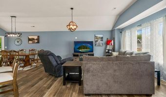 216 Blackberry Cir, Archie, MO 64725