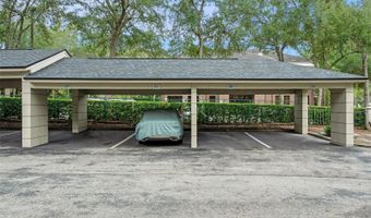 1055 KENSINGTON PARK Dr 205, Altamonte Springs, FL 32714