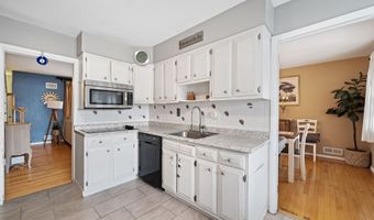 28 OBRIEN Ct, Bayonne, NJ 07002