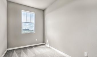 202 Sugar Beet Ln, Berthoud, CO 80513