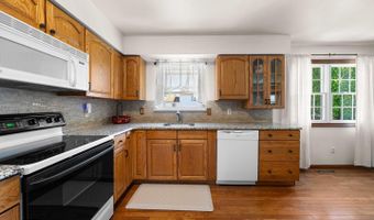 4 HAWKINS Ct, Bear, DE 19701