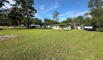 55045 6TH St, Astor, FL 32102