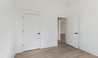 11 Pagham Ln, Bella Vista, AR 72714