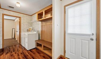 11 E St, Bangor, ME 04401
