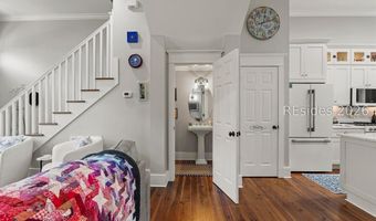 14 Assembly Row B, Beaufort, SC 29906