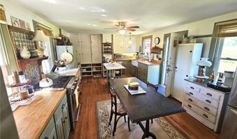 187 Dye Hill Rd, Hopkinton, RI 02832