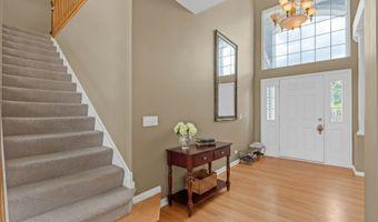 1470 Boulder Bluff Ln, Algonquin, IL 60102