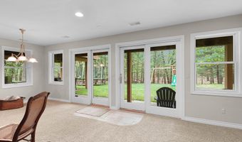 326 Greentree Ln NE, Ada, MI 49301