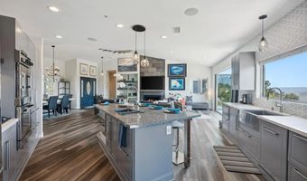 9420 Crest Dr, Spring Valley, CA 91977