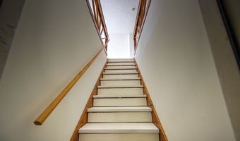 5681 Springhollow Ct, Avon, IN 46123