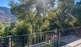 5458 Softwind Way, Agoura Hills, CA 91301
