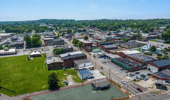 4 Green St, Athens, TN 37303