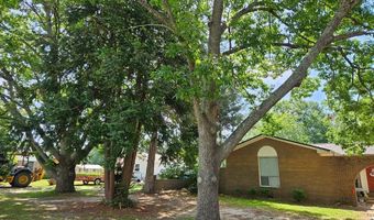 602 Gloria St, Adel, GA 31620