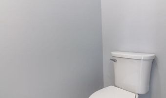 95 Kennedy Ave, Aberdeen, NJ 07721