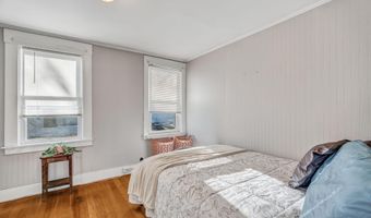 346 Lincoln St, Bangor, ME 04401