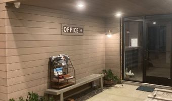 2136 Montauk Hwy 202, Amagansett, NY 11930