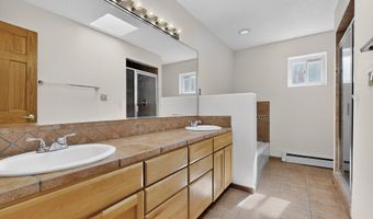 2105 SAN VENITO Rd NW, Albuquerque, NM 87104