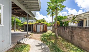 664 Kihapai St, Kailua, HI 96734