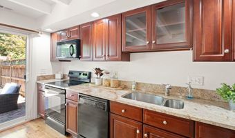 519 S ST ASAPH, Alexandria, VA 22314