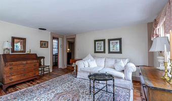 13 Courthouse Rd, Amherst, NH 03031