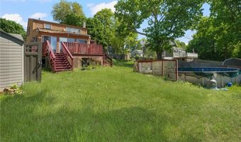 17 Padelford Ave, East Providence, RI 02915