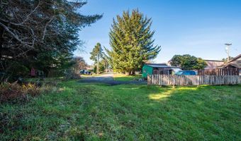 1168 2ND St, Bandon, OR 97411